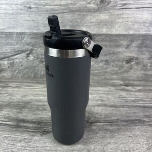 Stanley Cup 30oz Tumbler Charcoal Gray Flip Straw Lid Carry Handle 20-03003